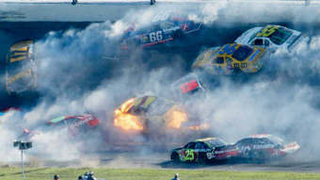 Want A NASCAR Press Pass? Start A Blog!